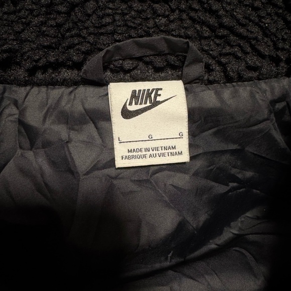 Nike Black Fleece Jacket - Picture 4 of 4